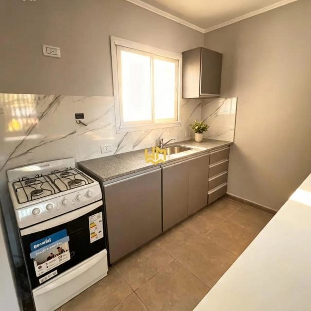 VENTA MONOAMBIENTE. CONSTITUCION 1300
