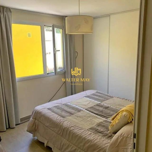 VENTA CASA 2 DORM. LARREA 1000