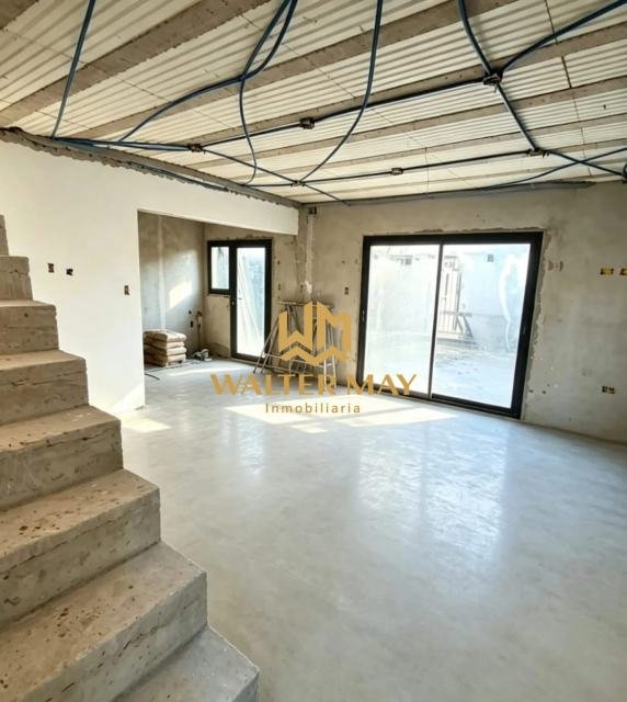 CASA EN VENTA 3 DORMITORIOS. CHAPERROUGE 100